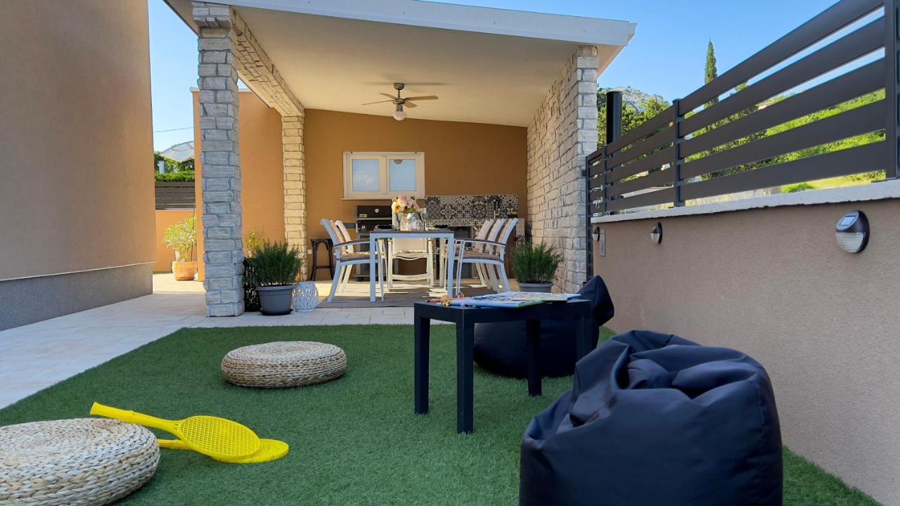 Apartments King And Queen Povile Extérieur photo