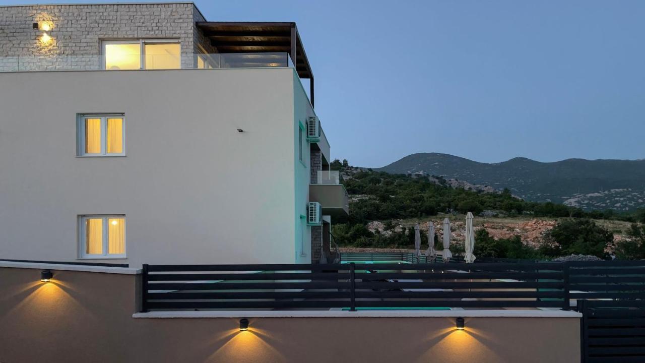 Apartments King And Queen Povile Extérieur photo